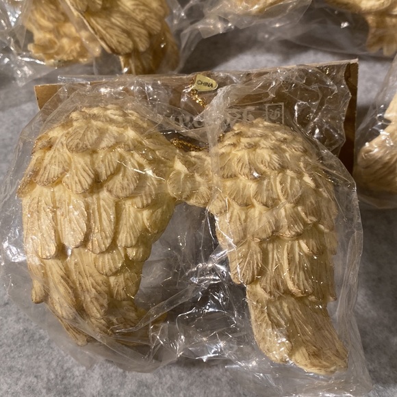 6 Angels Wing ornaments, 4”x 3”new never used Roman Inc. - Picture 3 of 4